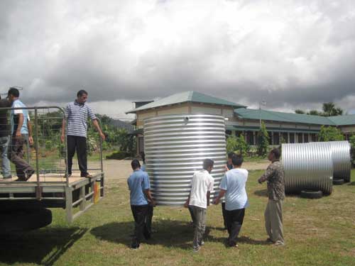 installing-water-tanks